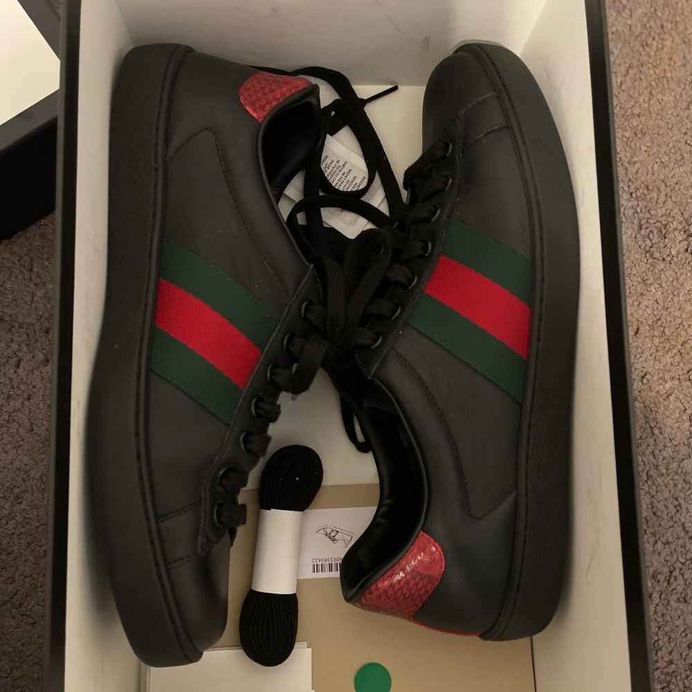 Gucci men shoes